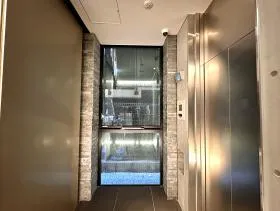 エスパシオ新富町ビルの外観