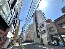 エスパシオ新富町ビルの外観