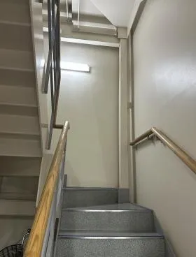 KCMビルの外観