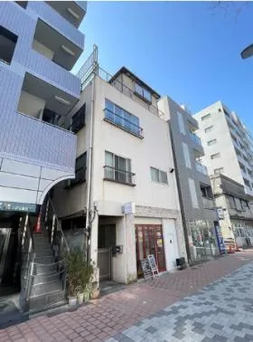 米川ビルの外観
