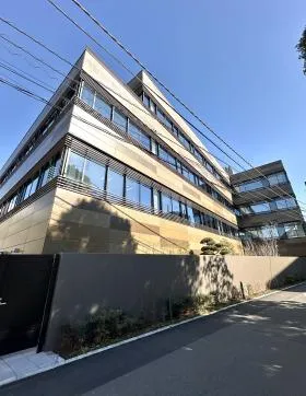 千駄ヶ谷センタービル建替計画の外観