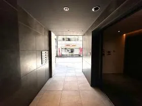 THE PORTAL Nihombashi Eastビルの外観