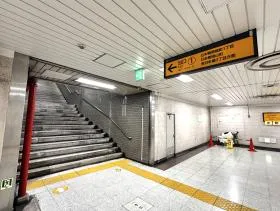 出口1を目指す