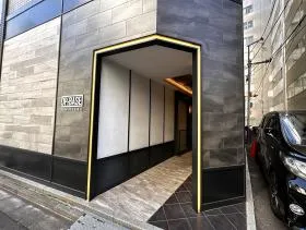 JP-BASE築地駅前ビルの外観