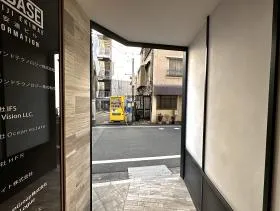 JP-BASE築地駅前ビルの外観