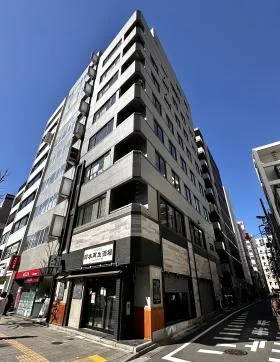 JP-BASE築地駅前ビルの外観