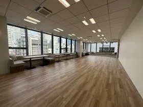 浜松町PREXの外観
