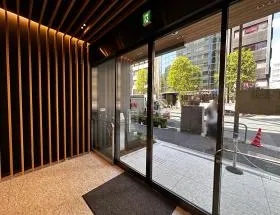 JS神田多一ビル(旧:城南信用金庫 神田支店)の外観