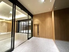 WTC annexの外観