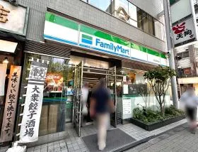 ファミリーマート