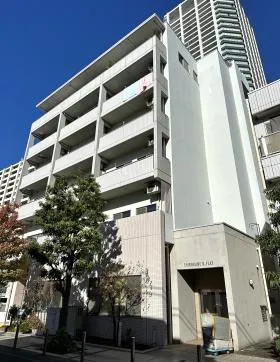 白金ファクトリービルの外観
