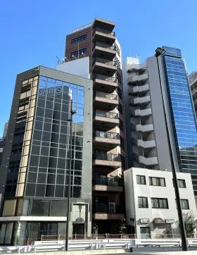 VORT代々木ビルの外観