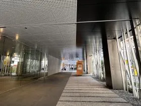 PMO神田須田町ビルの外観