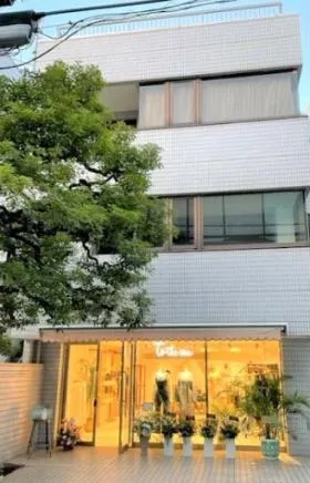 青山みゆきビルの外観