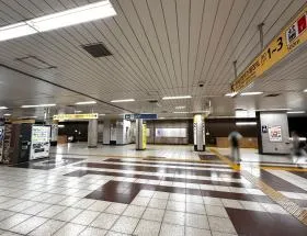 東京メトロ有楽町線「新富町駅」