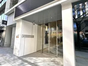 VORT東京八重洲maximの外観