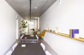 THE EDGEビルの外観
