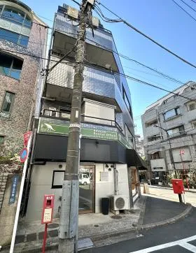 GrandStory千駄ヶ谷ビルの外観
