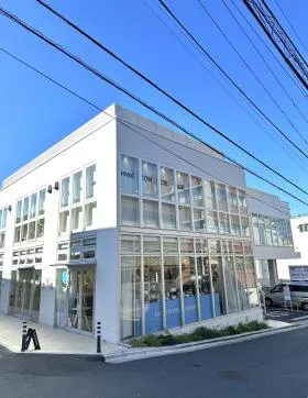 フィル・パーク表参道テラスビルの外観
