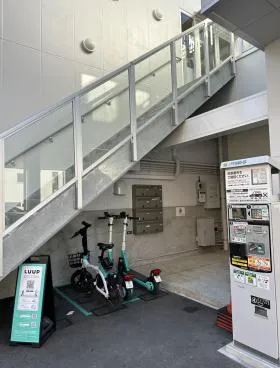 フィル・パーク表参道テラスビルの外観