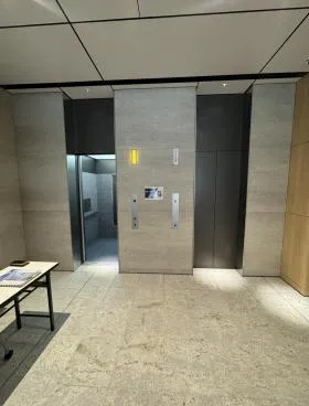 水道橋BUSINESS CUBEビルの外観