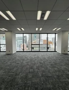 水道橋BUSINESS CUBEビルの外観