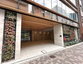 水道橋BUSINESS CUBEビルの外観