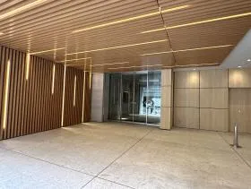 水道橋BUSINESS CUBEビルの外観