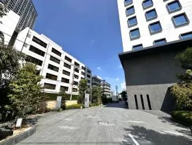 IsaI AkasakAの外観