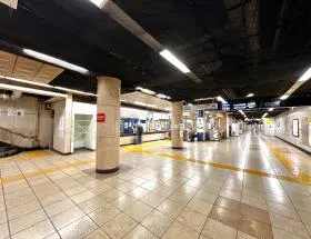 東京メトロ千代田線「赤坂駅」