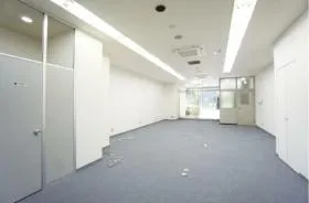 西新宿パークサイドタワーの外観
