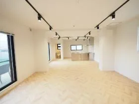 OKINA WORK NAHA AMEKUの外観