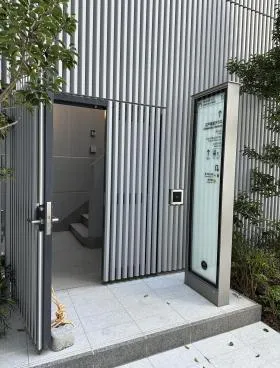 虎ノ門ヒルズ江戸見坂テラスビルの外観