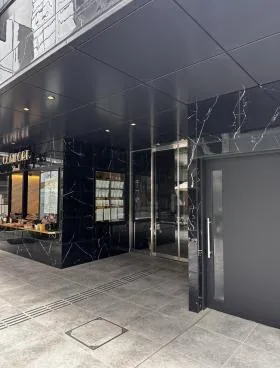 CIRCLES神田駅前ビルの外観