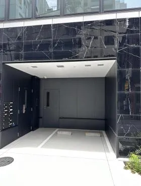 CIRCLES神田駅前ビルの外観