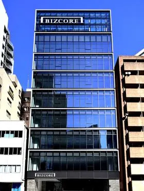 BIZCORE御茶ノ水ビルの外観
