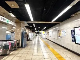 東京メトロ千代田線「赤坂駅」
