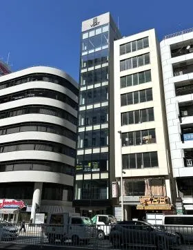 VORT西新宿NEXビルの外観