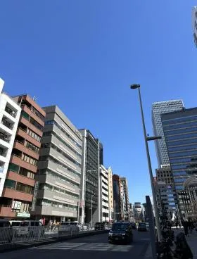 VORT西新宿NEXビルの外観