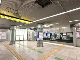 青山一丁目駅