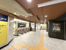 青山一丁目駅