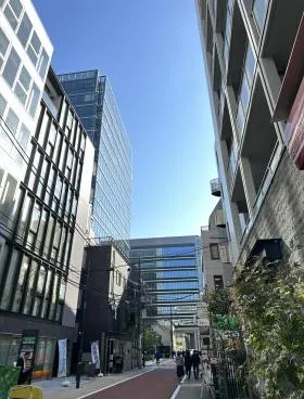フィル・パーク田町ビルの外観