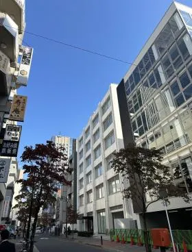 フィル・パーク田町ビルの外観