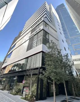 新日本消防会館ビルの外観