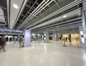 東京メトロ日比谷線「虎ノ門ヒルズ駅」
