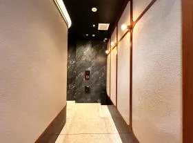 NOVEL WORK Yotsuyaビルの外観