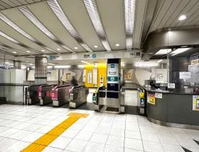 四ツ谷駅（東京メトロ南北線）