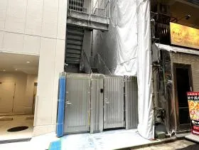 owns新橋ビルの外観