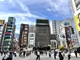 新橋駅西口広場(SL広場)