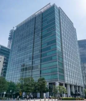 Regus(リージャス)横浜ブルーアベニュービルの外観